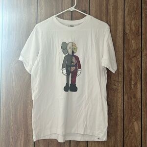 Uniqlo x Kaws Graphic Tee
